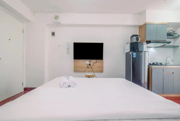 Джакарта: Good Deal Bassura City Studio Apartment