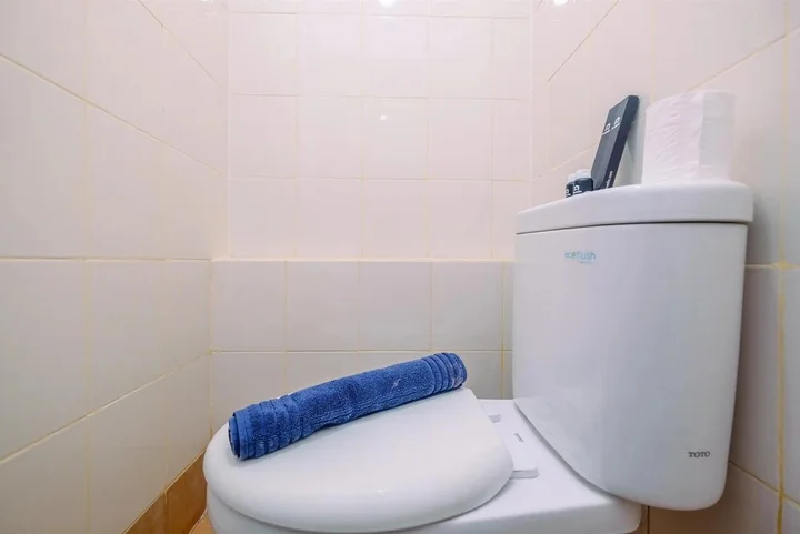 Джакарта: Good Deal Bassura City Studio Apartment