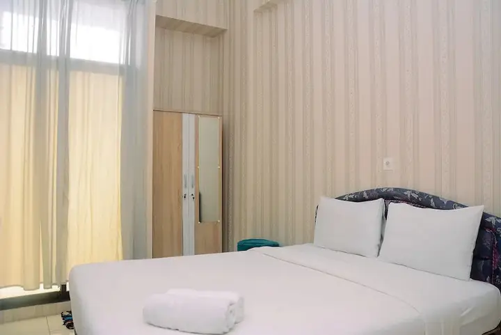 Fully Furnished Studio with Queen Bed at Dave Apartment — фото 4