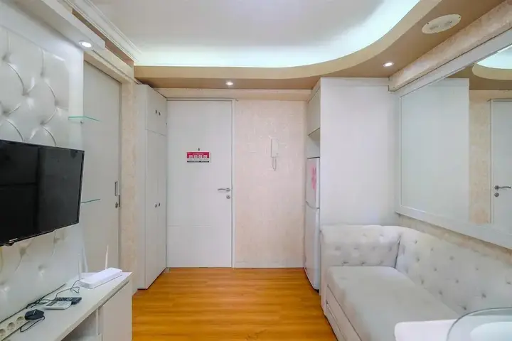 Джакарта: Cozy Stay 2BR Bassura City Apartment