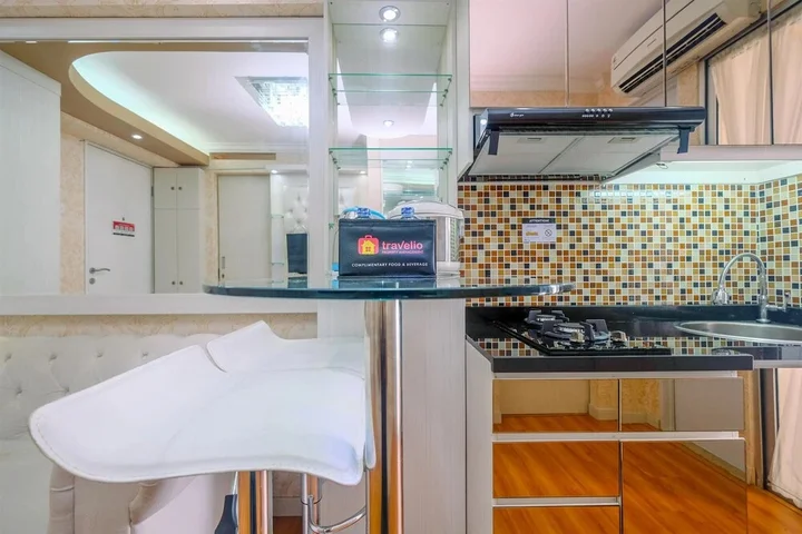 Джакарта: Cozy Stay 2BR Bassura City Apartment