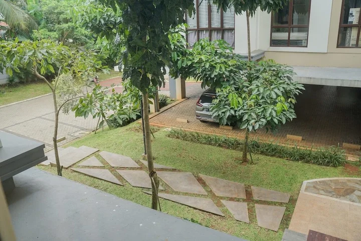 Legok: Homey and Relax @ 1BR Asatti Garden House Apartment