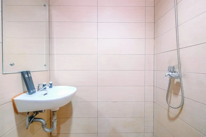 Депок: Warm and Cozy @ Studio Margonda Residence 5 Apartment