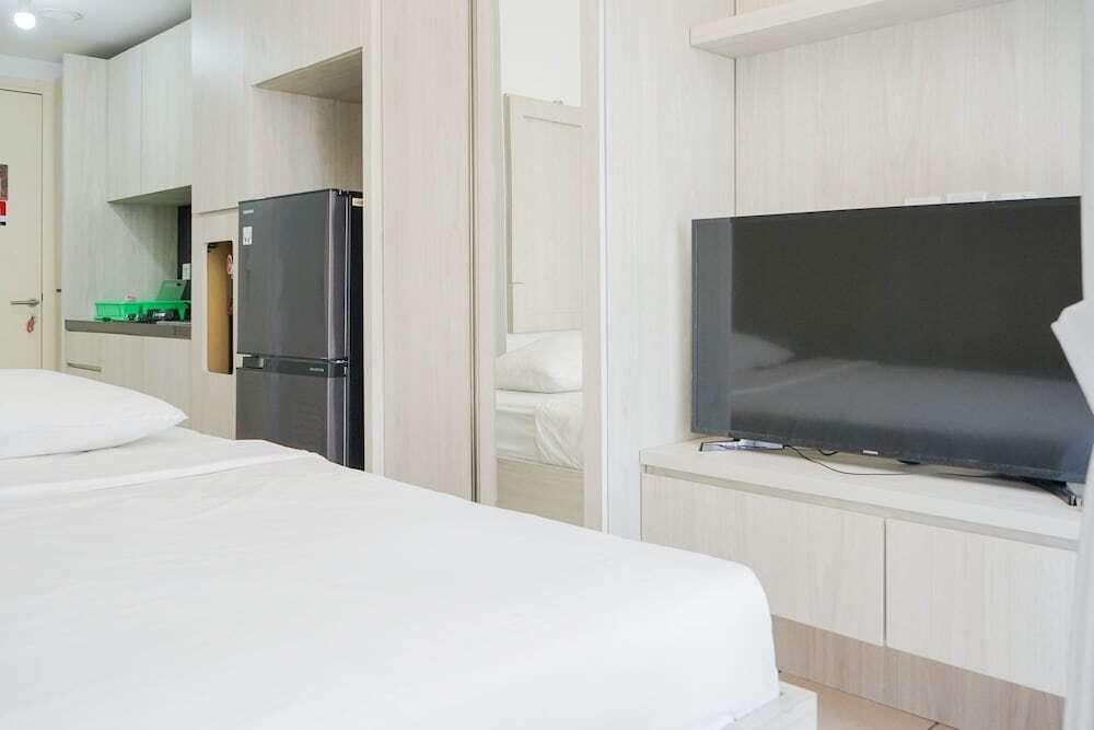 Legok: Fully Furnished With Cozy Design Studio Apartment At M-Town Residence