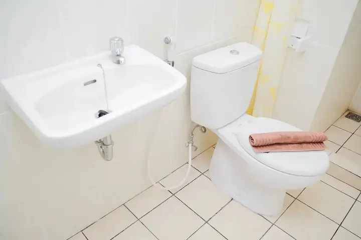Legok: Comfort and Spacious 2BR Apartment M-Town Residence