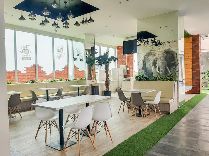 Legok: Comfort Studio Apartment at B Residence