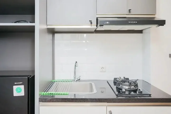 Legok: Great Choice Studio Apartment M-Town Residence near Summarecon Mall
