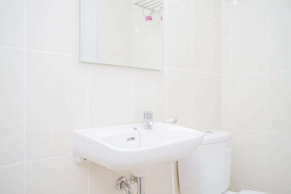 Legok: Great Choice Studio Apartment M-Town Residence near Summarecon Mall