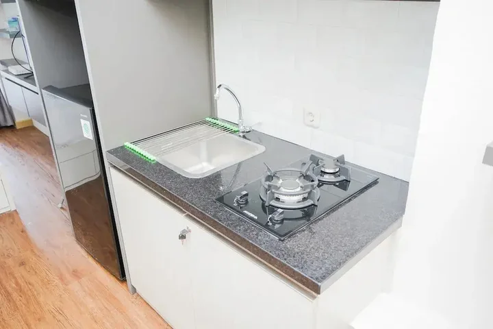 Legok: Great Choice Studio Apartment M-Town Residence near Summarecon Mall