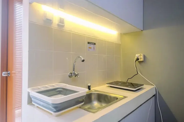 Депок: Best and Simply Homey Studio Cinere Resort Apartment
