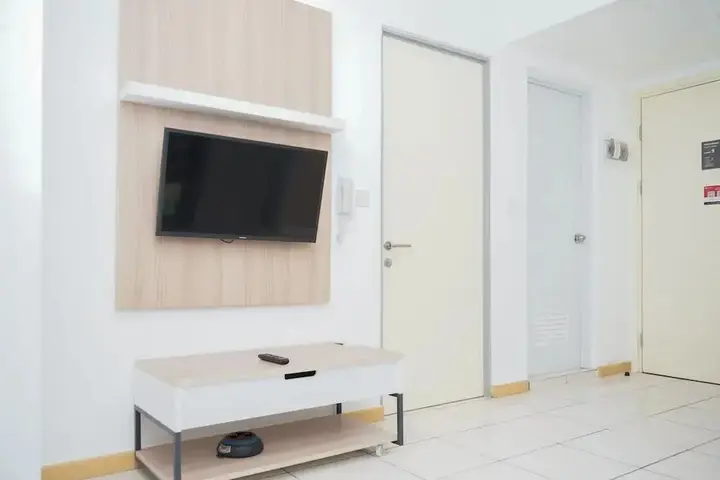 Legok: Cozy Living 2BR at M-Town Residence Apartment