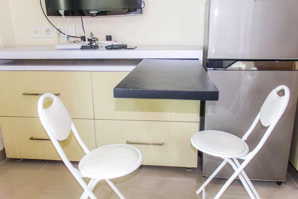Modern Studio Apartment At B Residence — фото 3