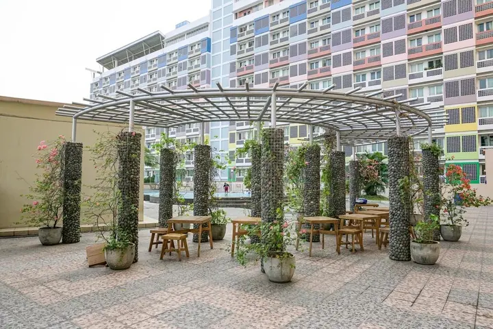 Депок: Comfort and Strategic Studio Apartment Margonda Residence 2 near UI