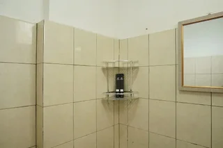 Депок: Comfort and Strategic Studio Apartment Margonda Residence 2 near UI