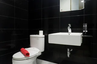 Сурабая: Classic Modern Studio Room Apartment at The Square Surabaya