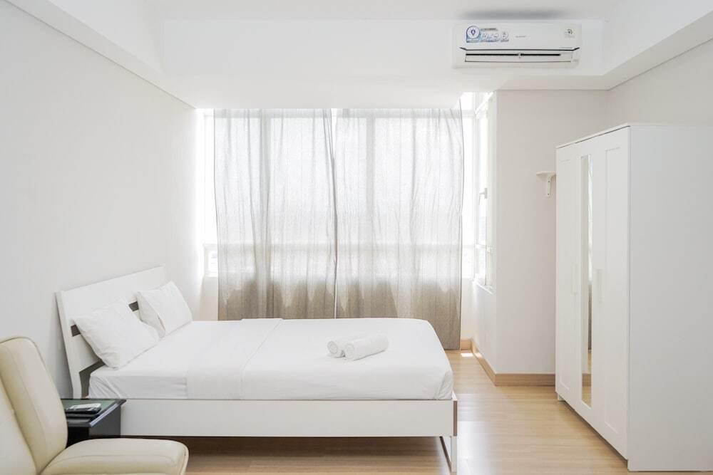 Elegant and Comfort Studio at Skandinavia Apartment — фото 1
