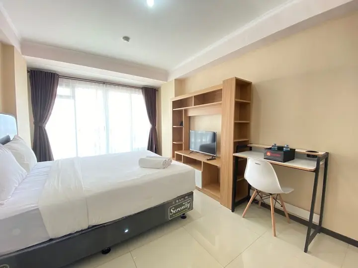 Бандунг: Sunnyside Studio Room at Apartment Gateway Pasteur near Exit Toll Pasteur