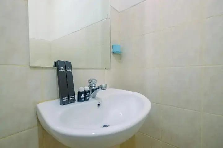 Депок: Chic and Cozy Studio Park View Condominium Apartment