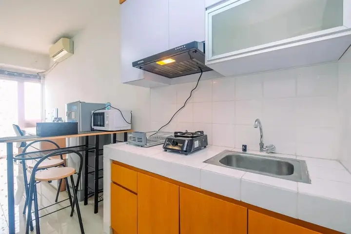 Депок: Chic and Cozy Studio Park View Condominium Apartment