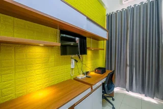 Депок: Comfort Studio with Bunk Bed at Dave Apartment