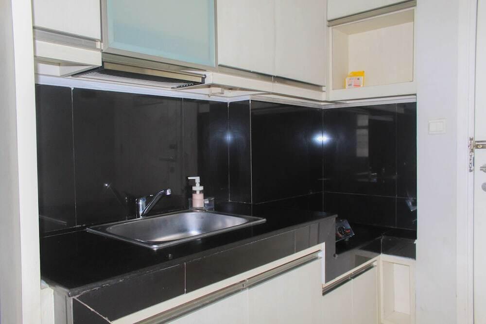 Тангеранг: Cozy and Homey Studio Room Apartment at Silkwood Residences
