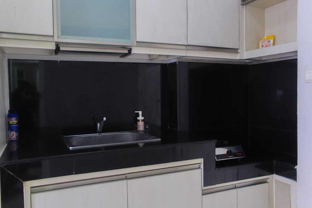 Тангеранг: Cozy and Homey Studio Room Apartment at Silkwood Residences