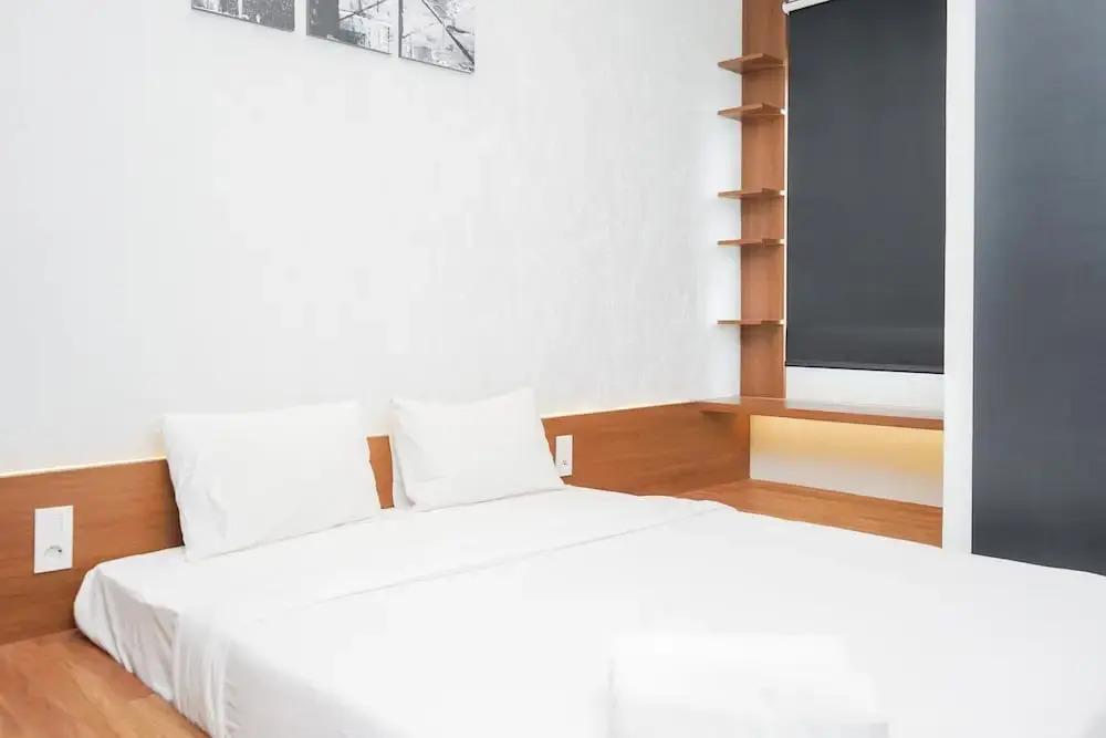Legok: Studio Modern Japanese Style near Aeon BSD at B Residence Apartment