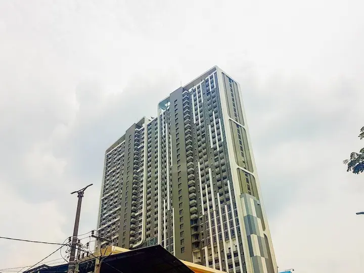 Тангеранг: Comfort and Elegant Studio Apartment at Springwood Residence