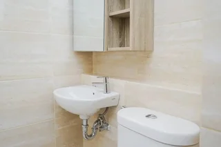 Тангеранг: Comfort and Elegant Studio Apartment at Springwood Residence
