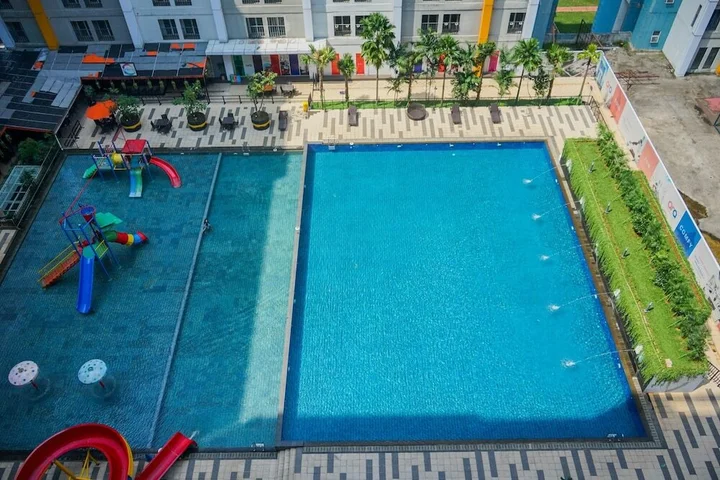 Legok: Simply Strategic and Comfy Studio Paramount Skyline Apartment