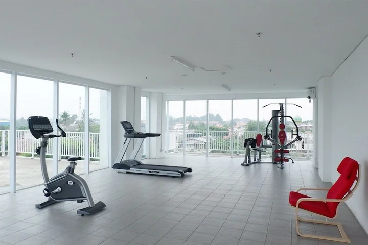 Тангеранг: Fully Furnished with Cozy Design Studio Poris 88 Apartment