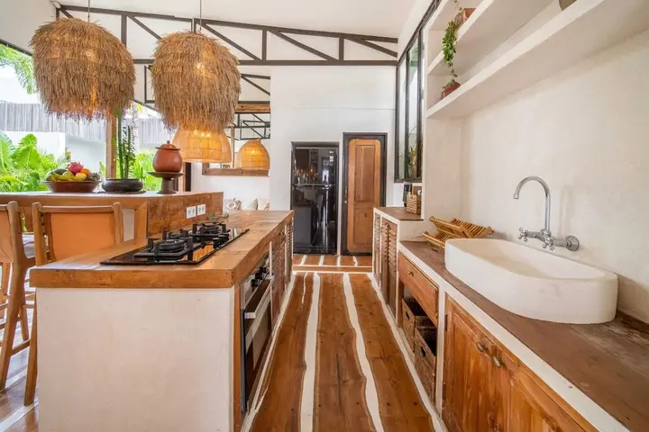 Керобокан: Tropical Design, Private Villa, 3 BR, Umalas