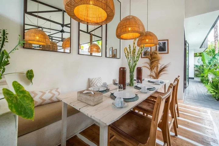 Керобокан: Tropical Design, Private Villa, 3 BR, Umalas