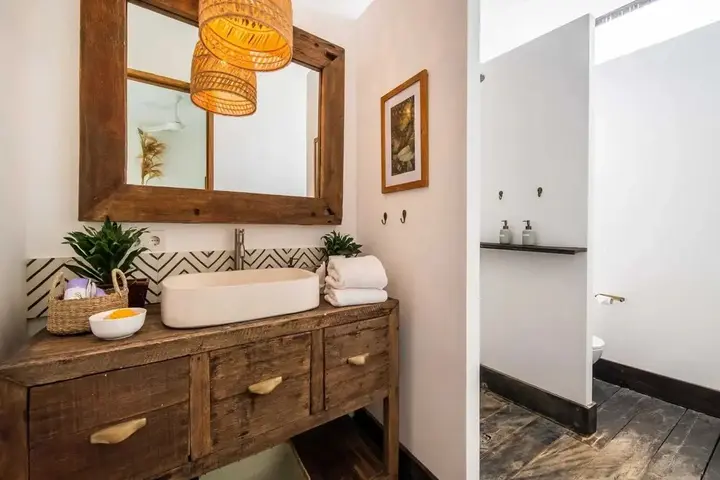 Керобокан: Tropical Design, Private Villa, 3 BR, Umalas