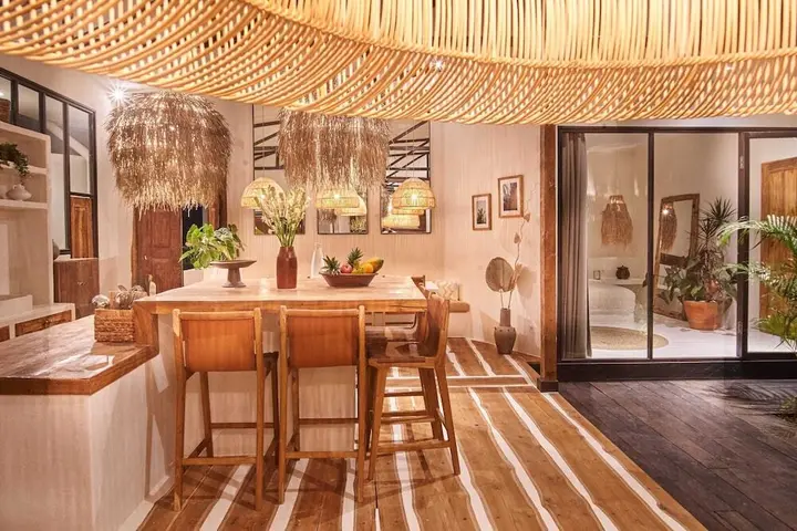 Керобокан: Tropical Design, Private Villa, 3 BR, Umalas