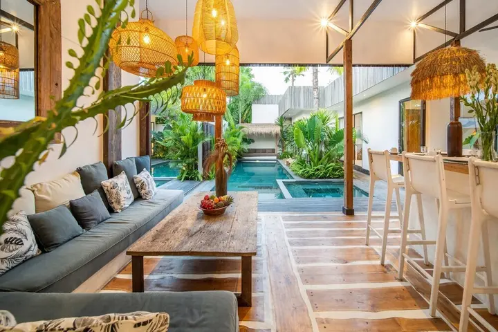 Керобокан: Tropical Design, Private Villa Complex, 6 BR, Umalas With Staff