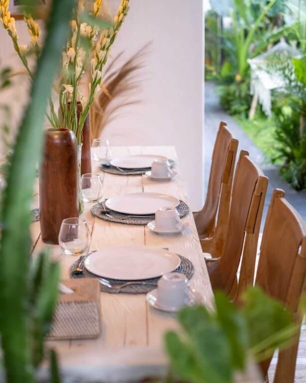 Керобокан: Tropical Design, Private Villa Complex, 6 BR, Umalas With Staff