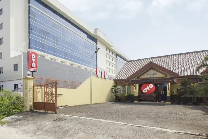 Депок: OYO 827 Pondok Shabrina Family Homestay