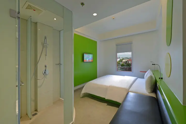 Суракарта: POP! Hotel Solo