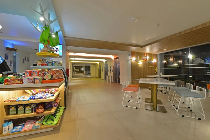 Суракарта: POP! Hotel Solo