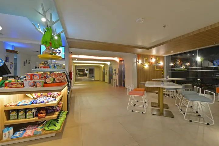 Суракарта: POP! Hotel Solo