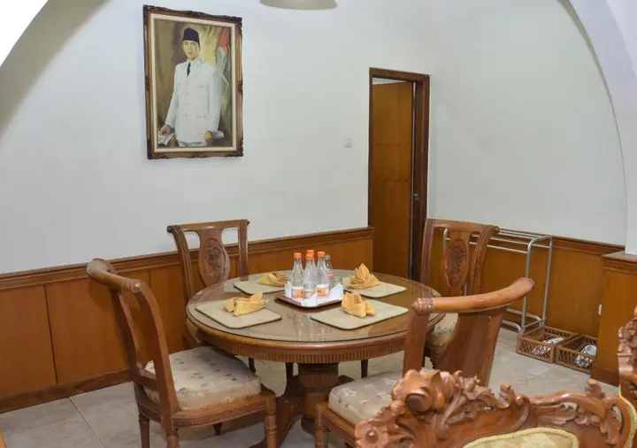 Суракарта: Hotel Dana Solo