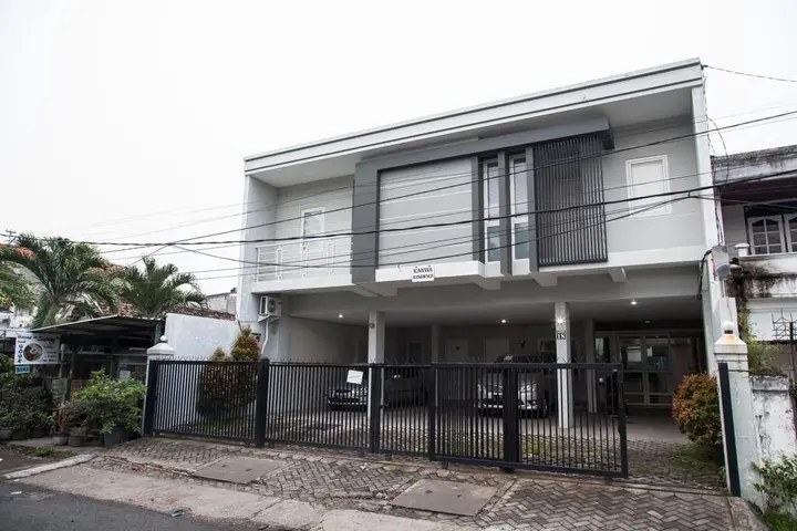Сурабая: Kanwa Residence