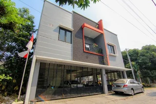 Депок: JJ House Wahid Hasyim