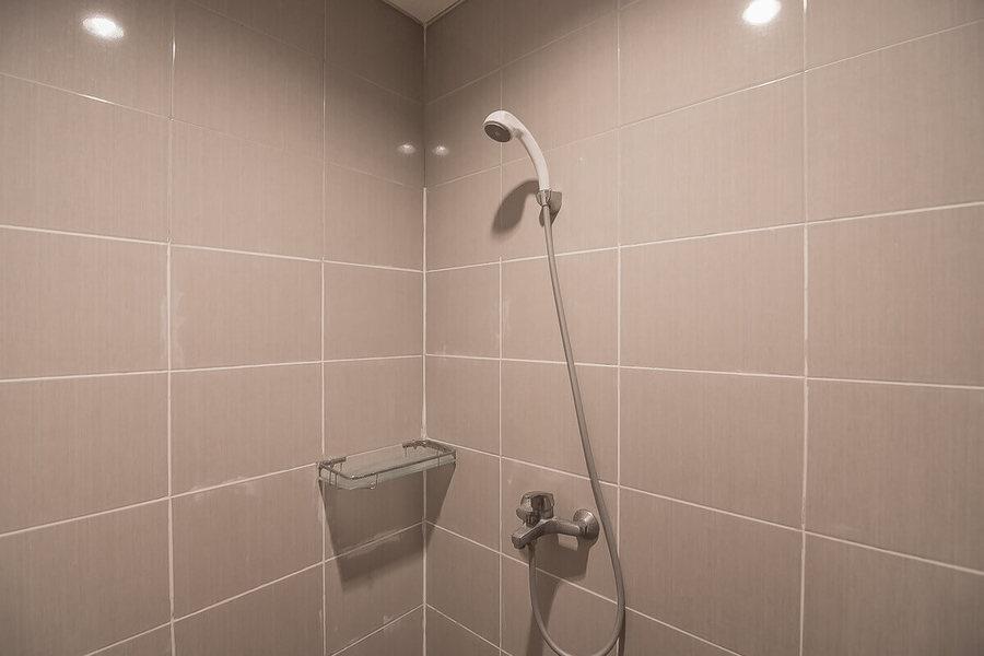 Семаранг: RedDoorz Plus near Undip Pleburan