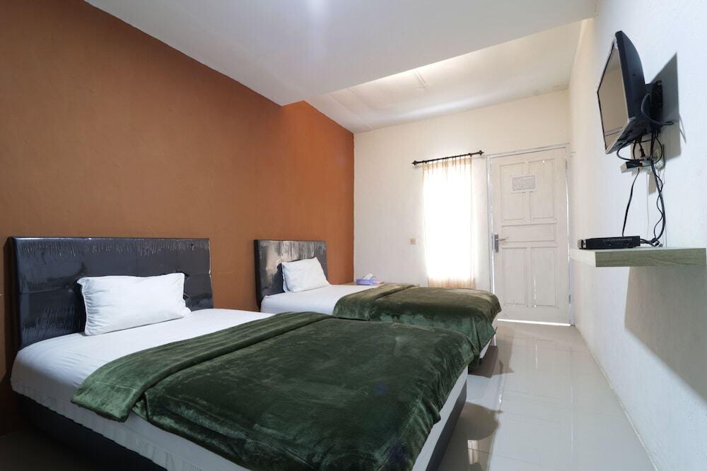 Тангеранг: El Dhiya Syariah Tangerang