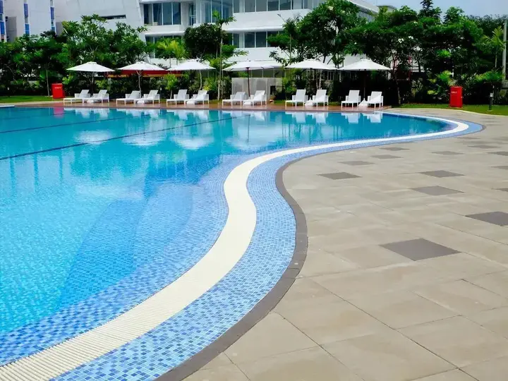 Тангеранг: Nunia Inn Bandara Aeropolis
