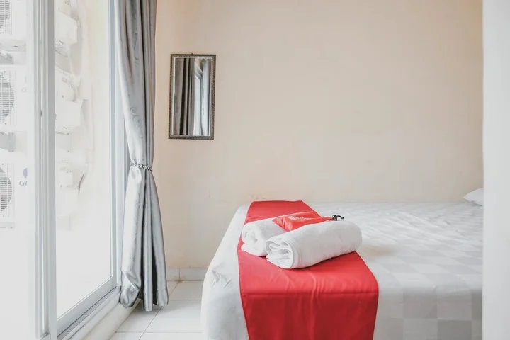 Тангеранг: RedDoorz near CBD Ciledug
