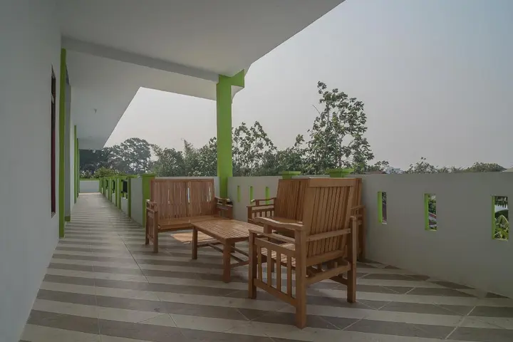 Банджанбару: RedDoorz near RS Harapan Bersama