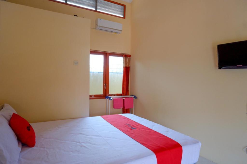 RedDoorz Syariah near Alun Alun Purwokerto — фото 4